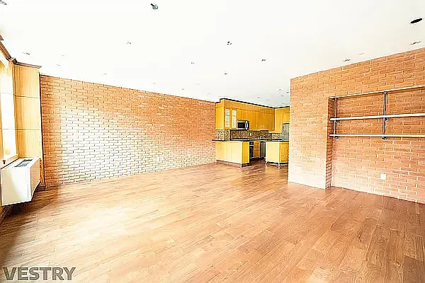 1400 York Ave #5 — Photo 5