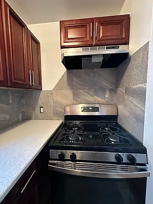 Rented by Highline Residential | media 33