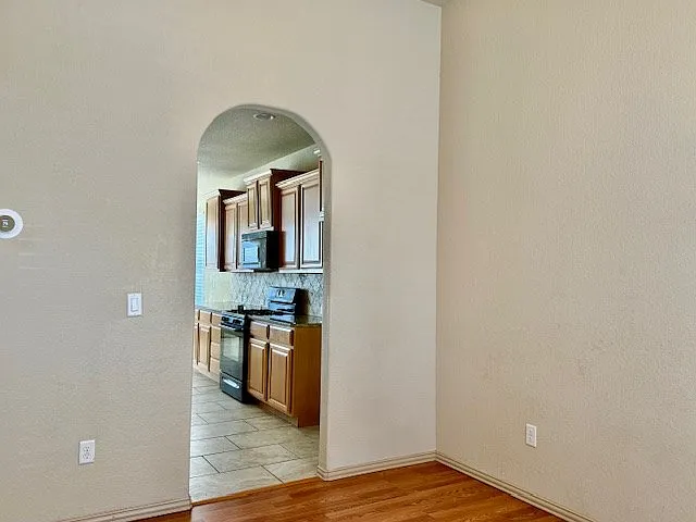 6507 Hall Of Fame Blvd — Photo 5