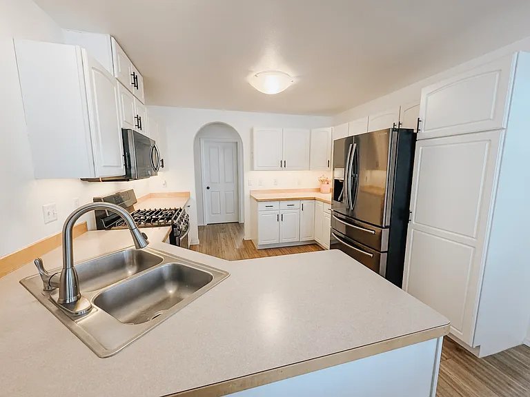 6725 Queens View Cir — Photo 14