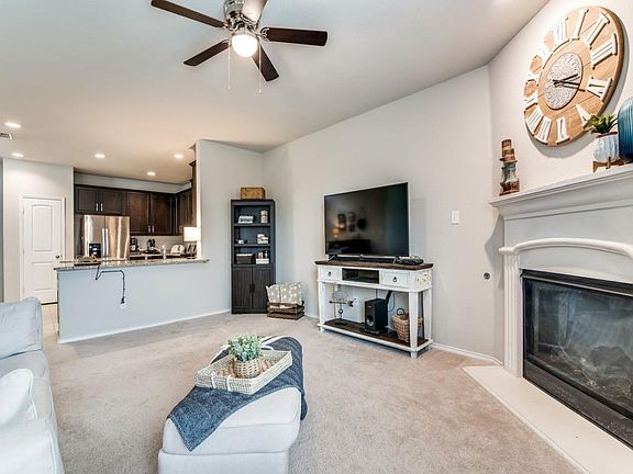 5th image of 1997 Indigo Ln