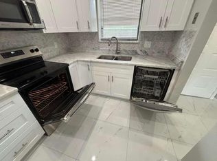 21913 Lake Forest Cir APT 201, Boca Raton, FL 33433