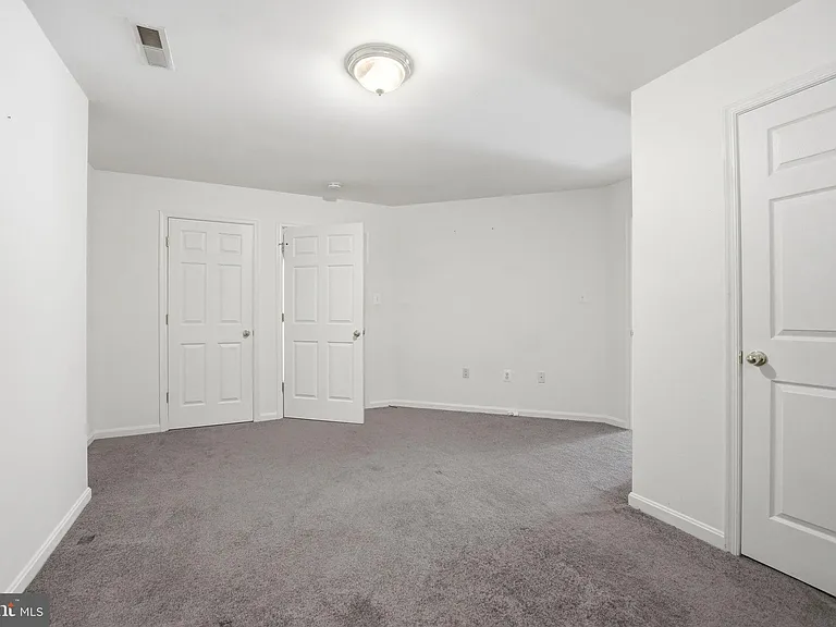 6355 Willowfield Way — Photo 47
