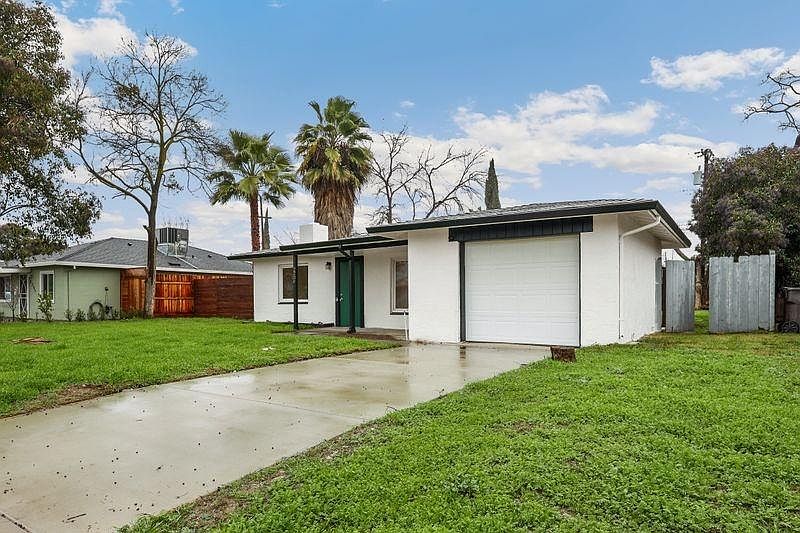 1st image of 2239 De Ovan Ave
