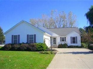 3929 Dayton Rd, Madison, OH 44057