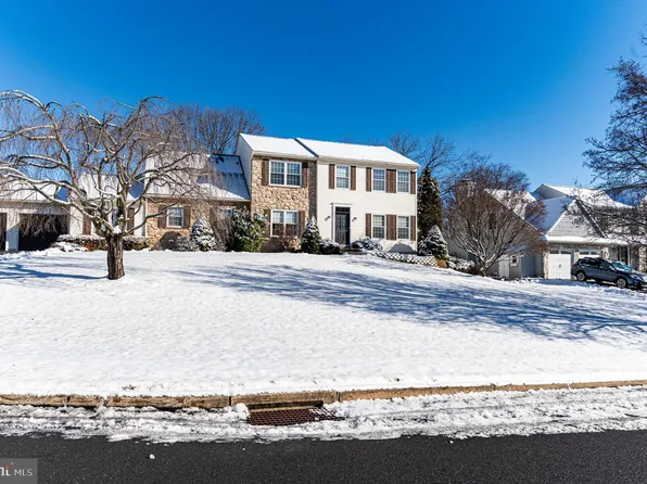 789 Bethany Cir, Warminster, PA 18974