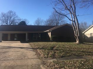 529 Colgate Dr, West Memphis, AR 72301