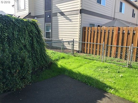 4th image of 4000 NE 109th Ave Unit 226E