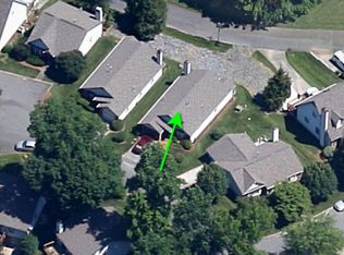 645 Lantern Ridge Dr, Winston Salem, NC 27104