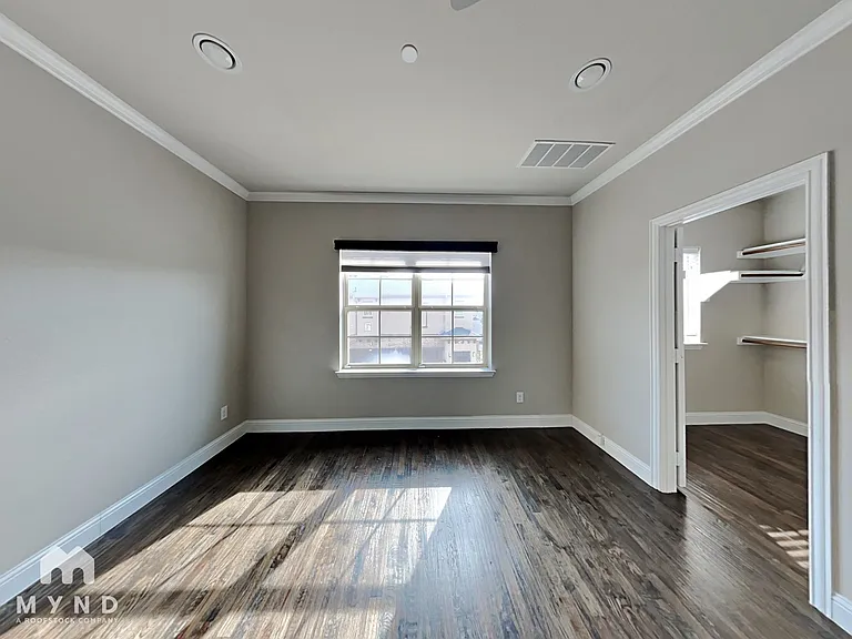 2805 Lindale Dr — Photo 6