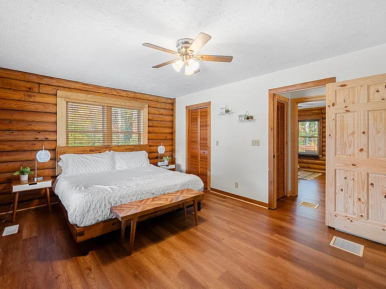 3463 Smithtown Rd — Photo 29