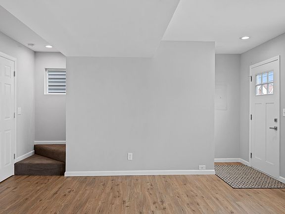 5th image of 4515 Decoursey Ave