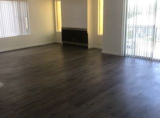 1640 Armacost Ave APT 5, Los Angeles, CA 90025