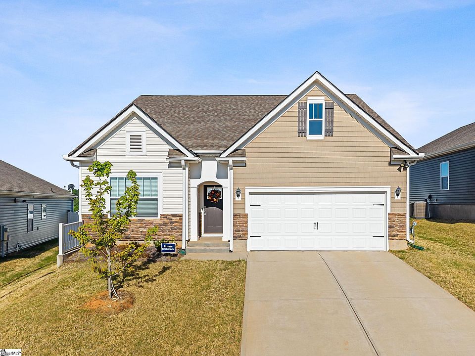 1st image of 9 Dovetuck Rd
