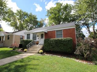 3212 Raymond Ave, Brookfield, IL 60513