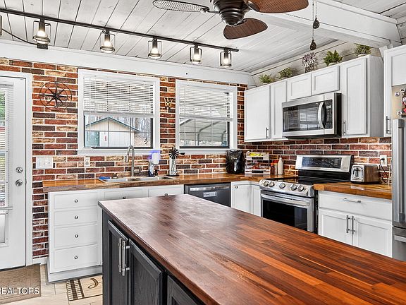 24th image of this home