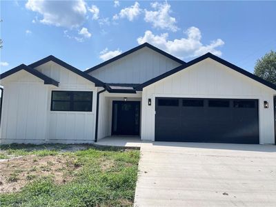810 N Water St, Butler, MO, 64730