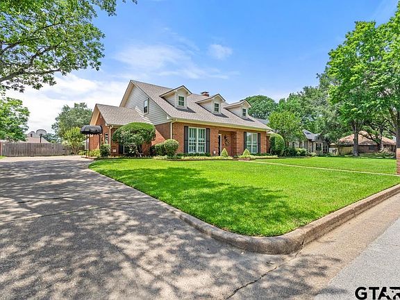 2nd image of 5807 Stoneleigh Dr
