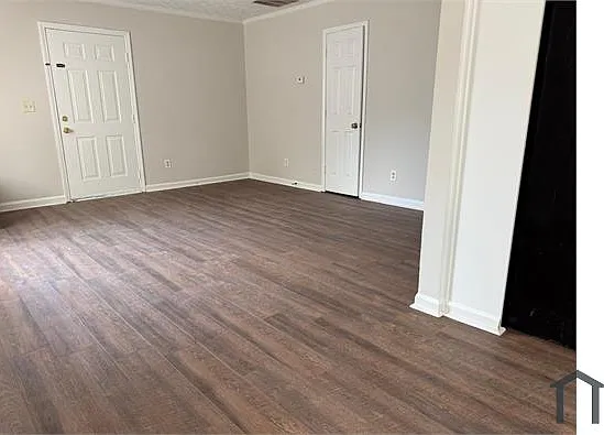 1915 Patterson Ct — Photo 5
