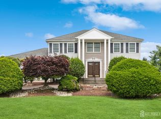 126 Wyncrest Rd, Marlboro, NJ 07746