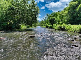 9380 Us Highway 19w, Burnsville, NC 28714