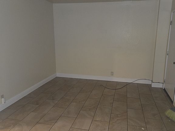2nd image of 1409 Coalinga Ave #1409