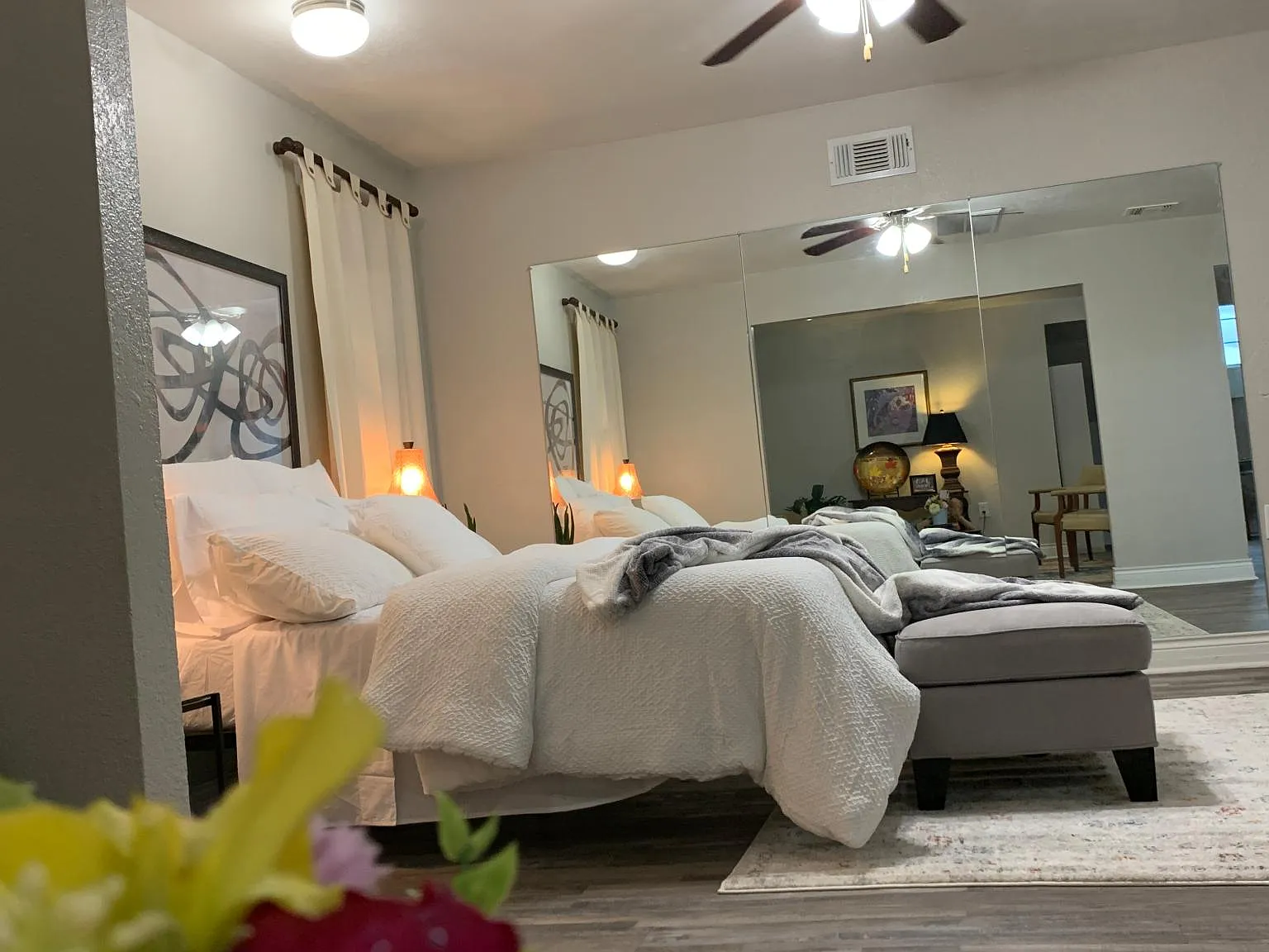 Studio, 1000 sqft, $1,800 — Photo 1