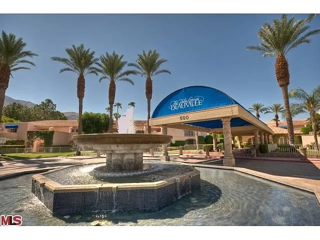 Building Photo - 500 E Amado Rd #216