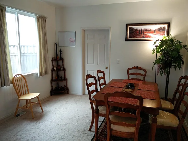15047 NE 8th Pl — Photo 5