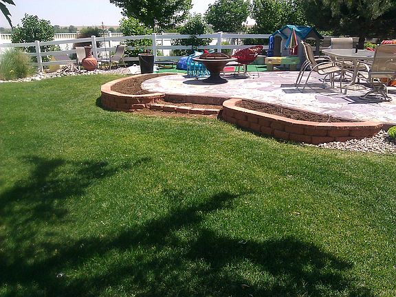 350Sqft stone patio/ planter