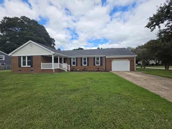 421 Currituck Dr, Chesapeake, VA 23322