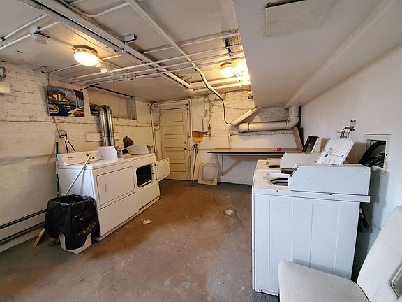 3rd image of 5065 W Agatite Ave APT 3W