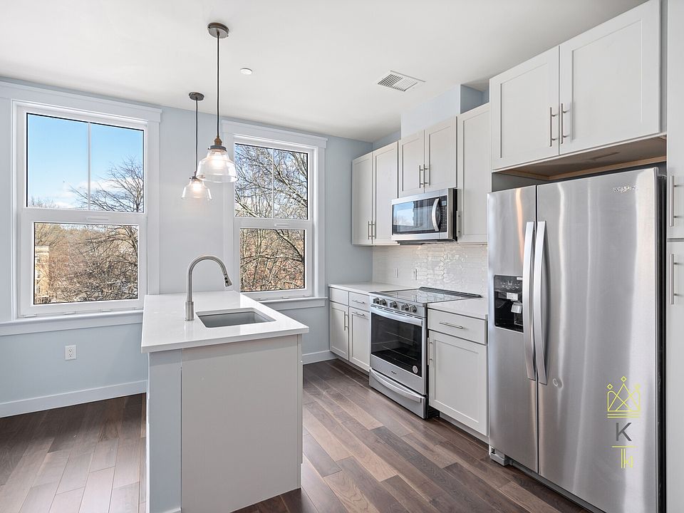 1st image of 136 Babcock St #215