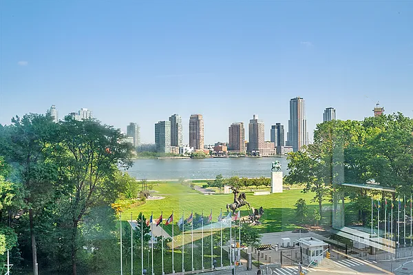 Rented by Sumitomo Real Estate Sales | media 12