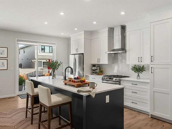 2nd image of 40 W Grove Line SW