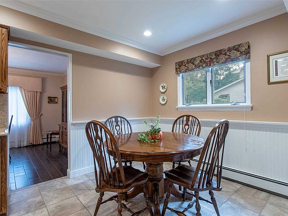 5th image of 21 Lorijean Ln