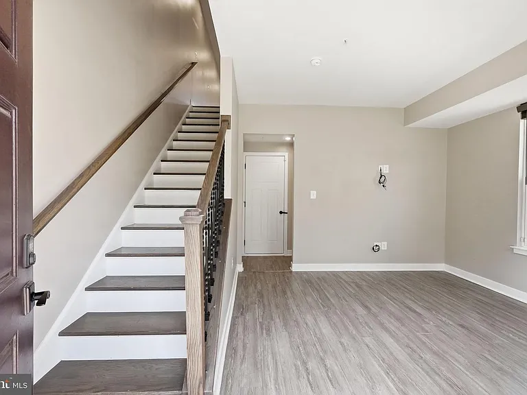 8110 Miner St — Photo 30