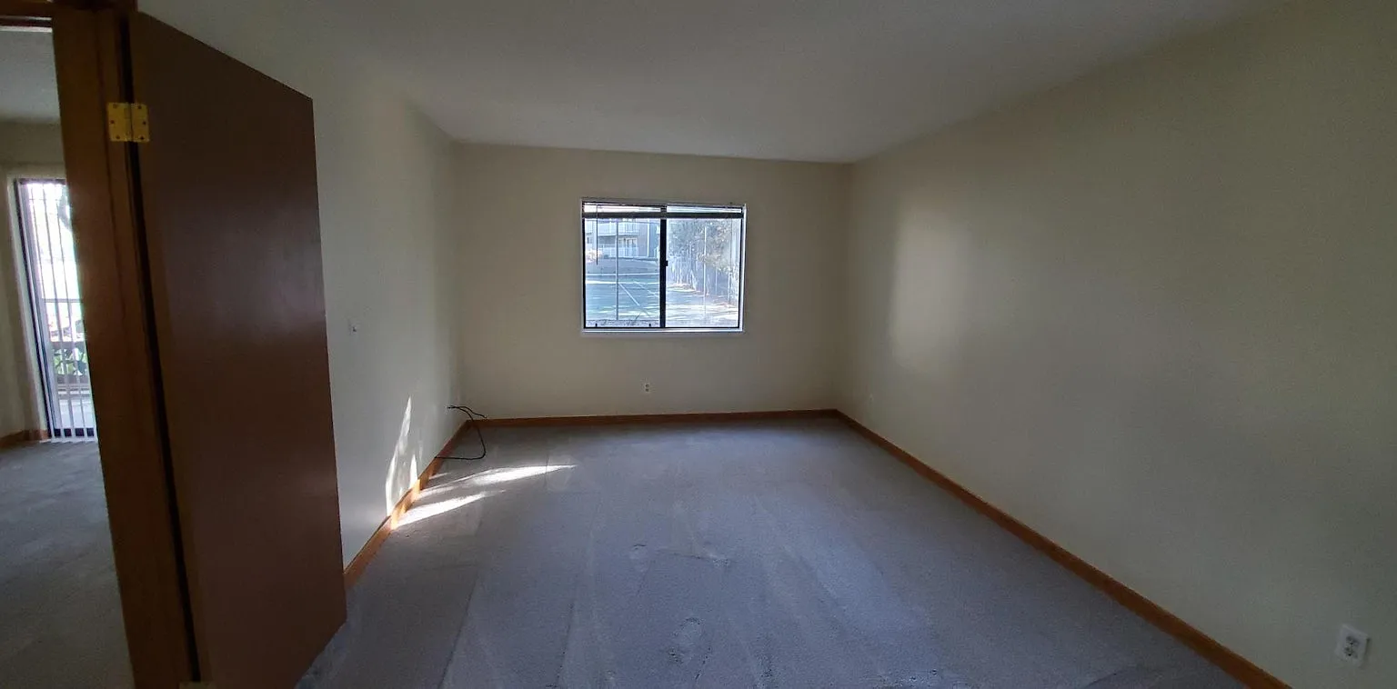 901 South Zeno Way, Unit 100 — Photo 2