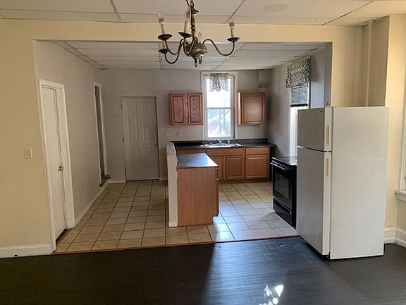 4th image of 2317 N 3rd St #1