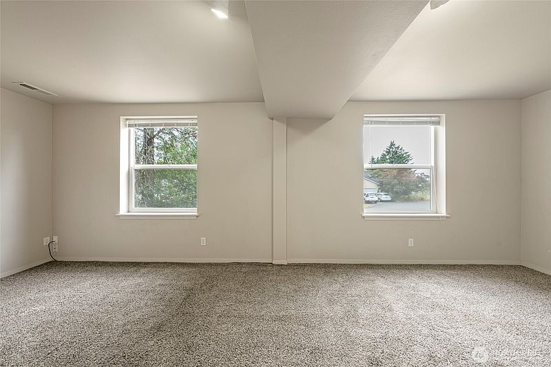 4th image of 6387 NW Aileron Court