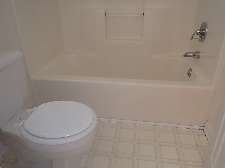 831 Claybrook Ct — Photo 12