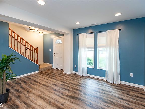 3rd image of 5588 W Woodhaven Dr