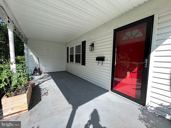 3rd image of 12304 Madeley Ln