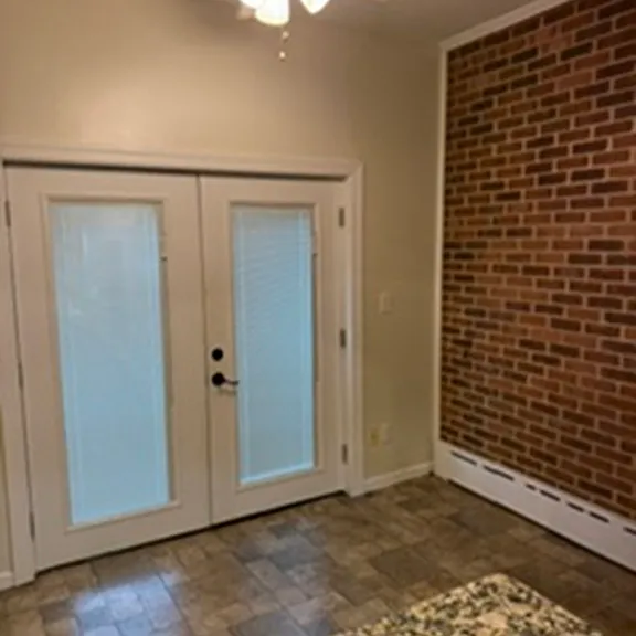 1807 Lovering Ave — Photo 6