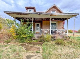 111 S Madison St, Lowpoint, IL 61545