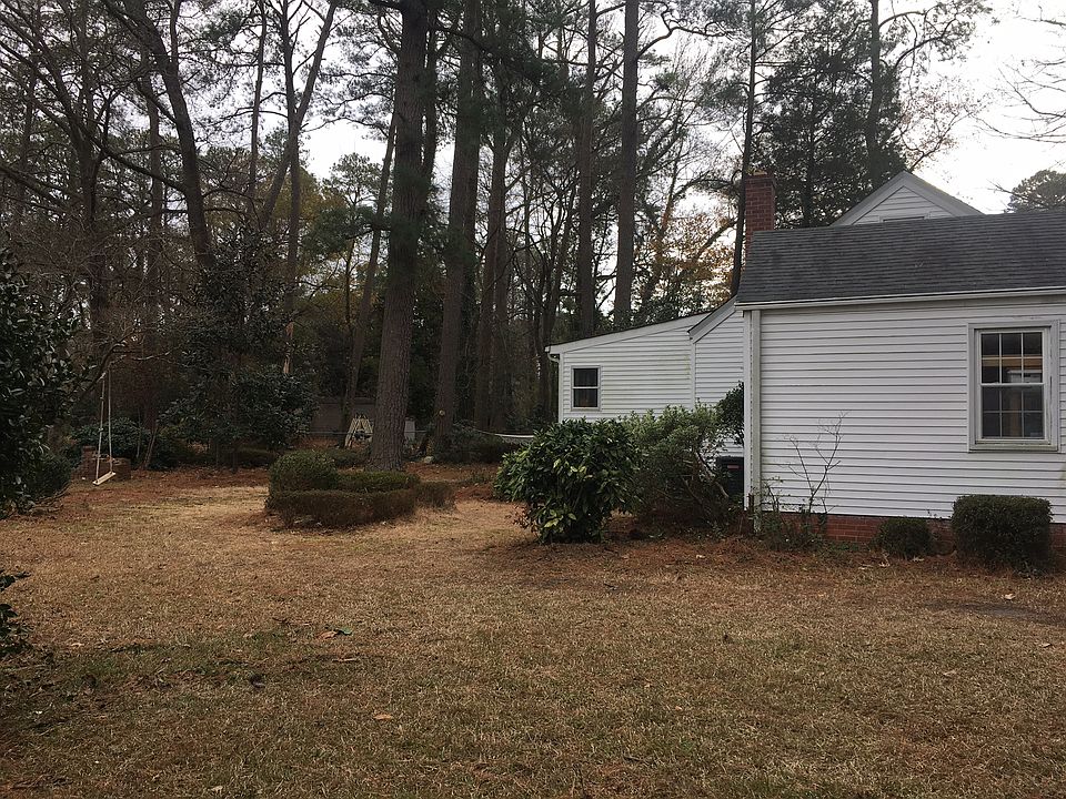 2nd image of 4412 Faigle Rd