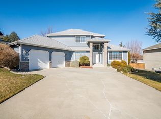 1926 Hideaway Pl, Wenatchee, WA 98801