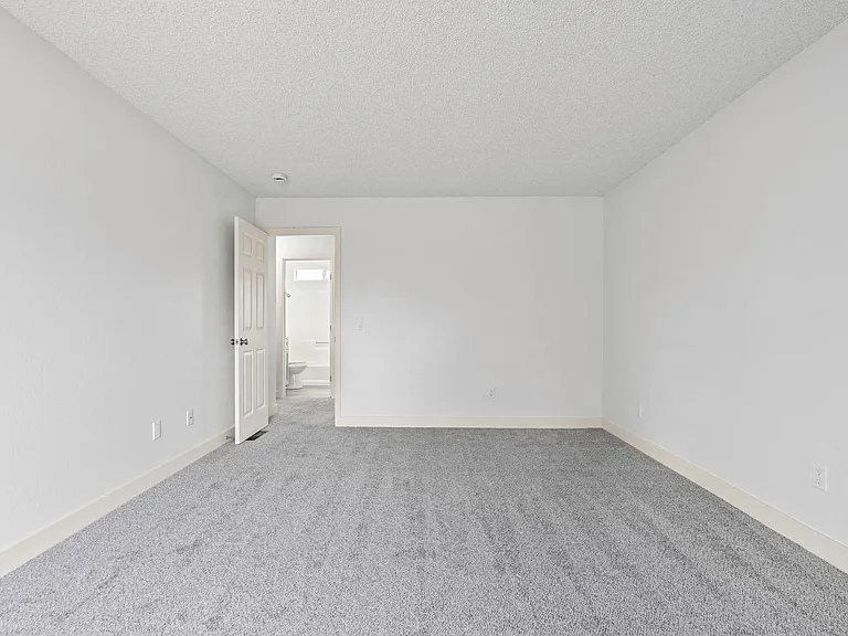 Stony Creek Apartments — Photo 20