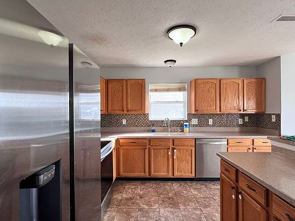 4th image of 1288 Constitution Dr