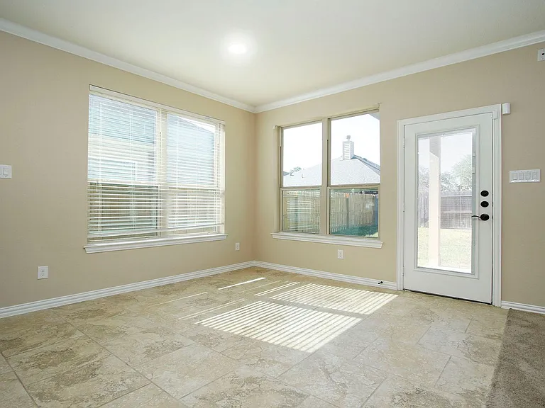 13827 Slate Mountain Ln — Photo 20